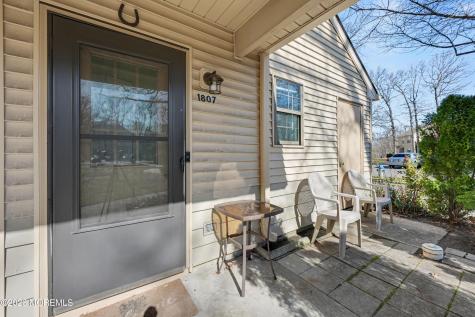 1807 Lilly Lane Jackson NJ 08527