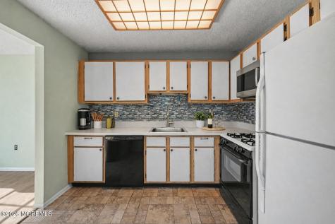 1807 Lilly Lane Jackson NJ 08527