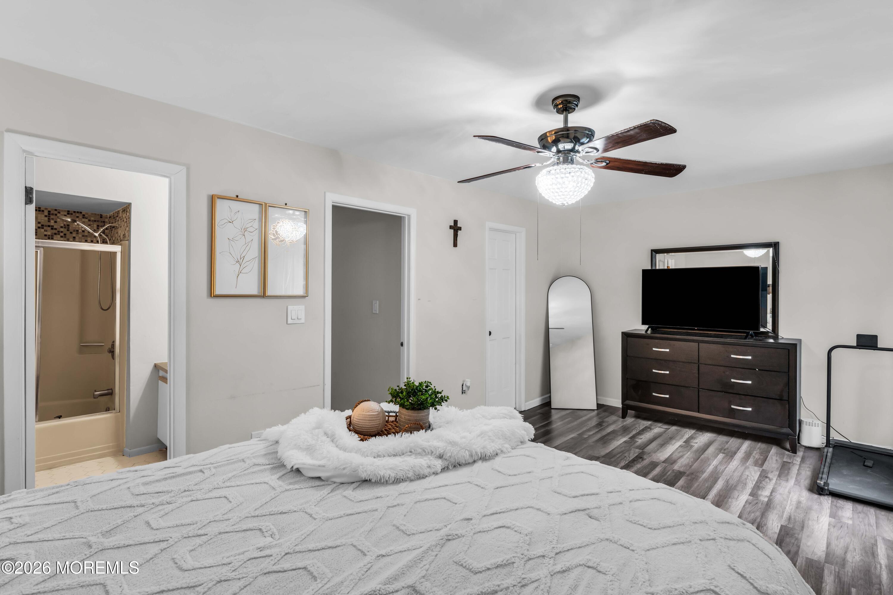 69 Lexington Circle Matawan NJ 07747