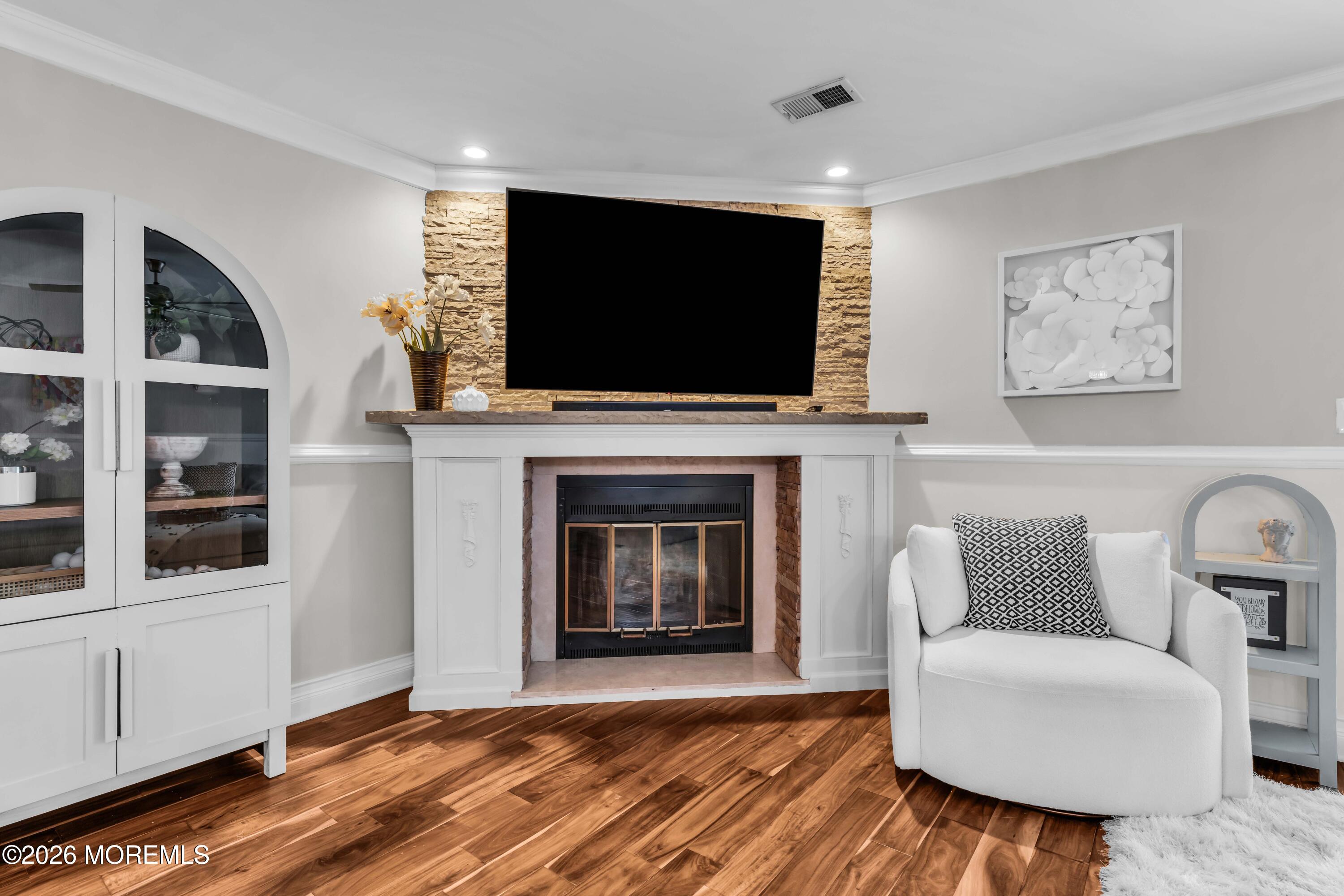 69 Lexington Circle Matawan NJ 07747