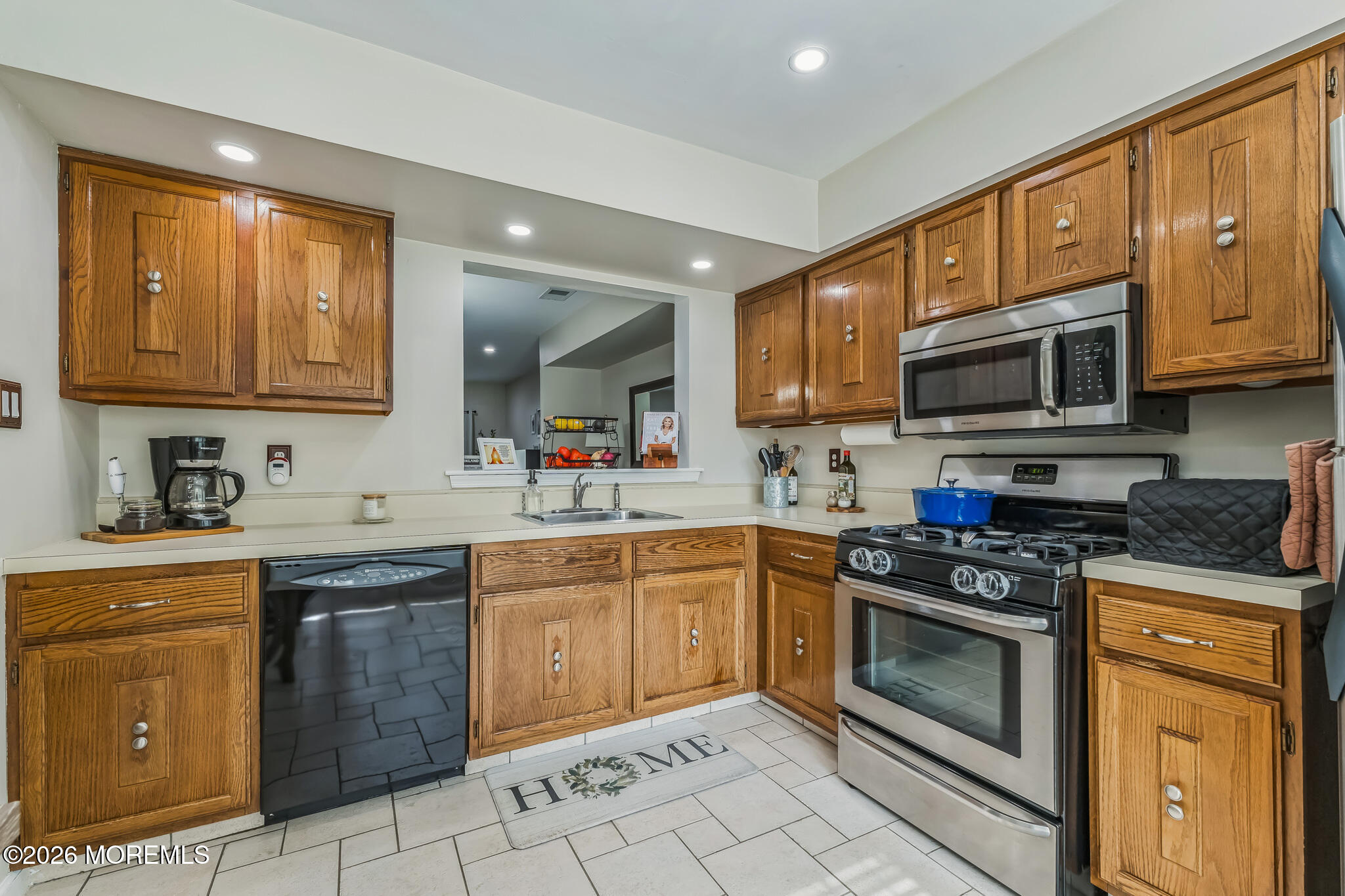 4 Vassar Place Morganville NJ 07751