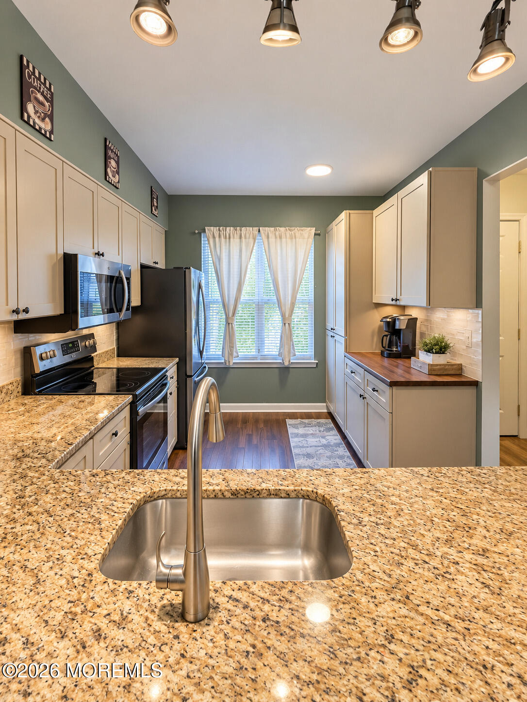 4 Shearwater Hollow Road Bayville NJ 08721