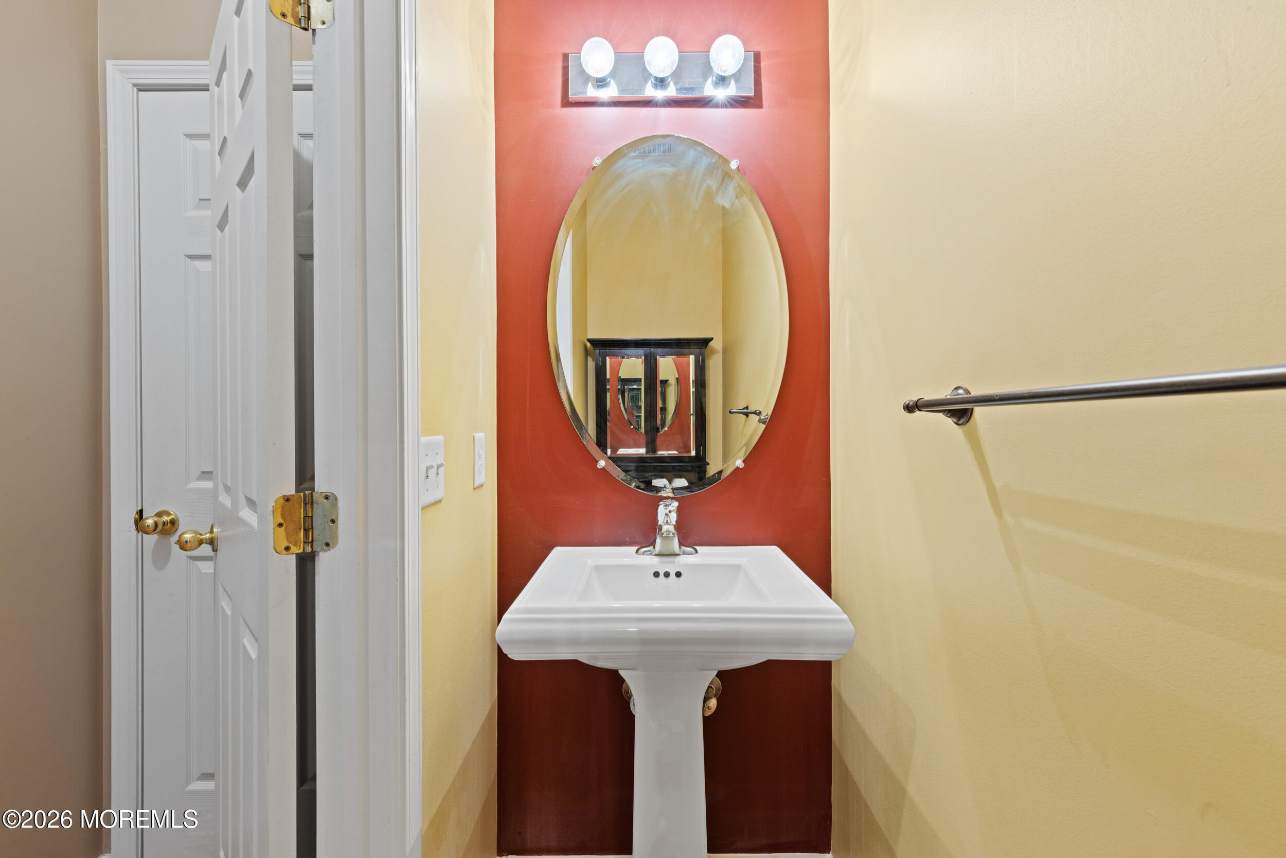 90 Deepwater Circle Manalapan NJ 07726