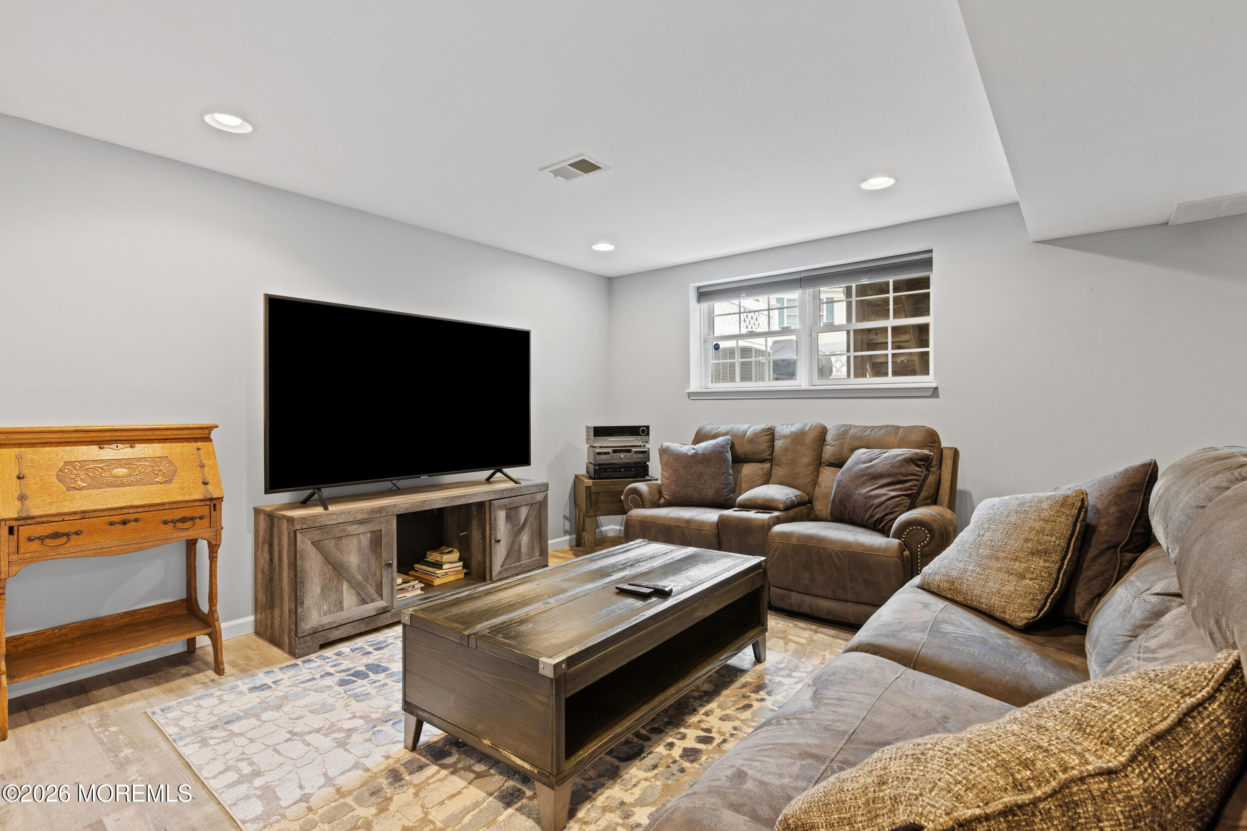 90 Deepwater Circle Manalapan NJ 07726