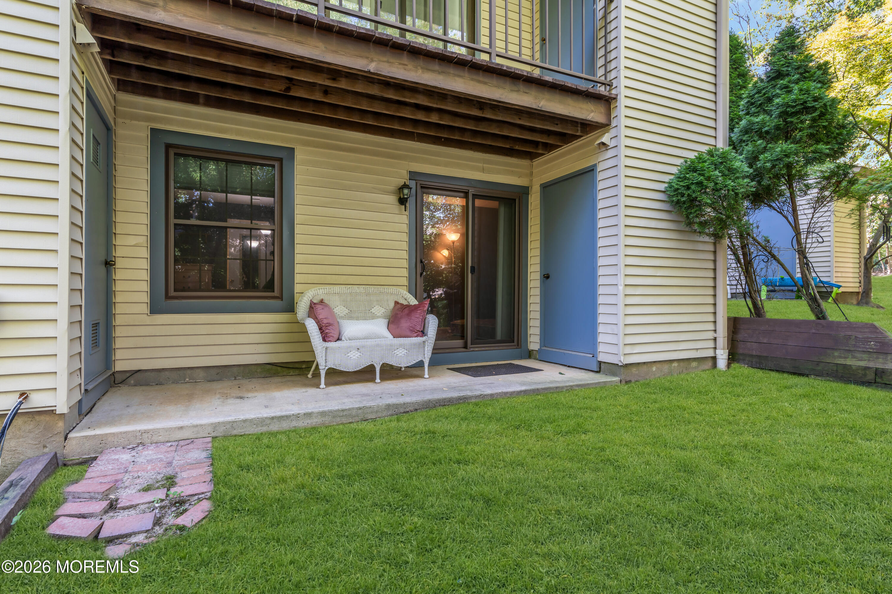 121 Dumbarton Hill Court Aberdeen NJ 07747