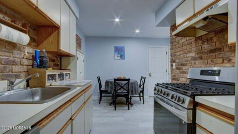 57 Chestnut Way Manalapan NJ 07726