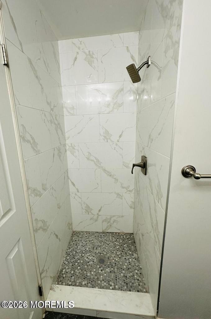 76 Des Moines Court Tinton Falls NJ 07712