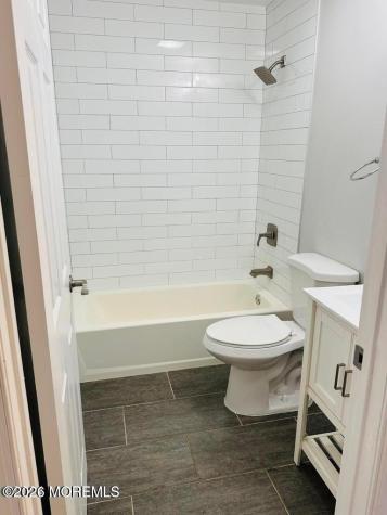76 Des Moines Court Tinton Falls NJ 07712