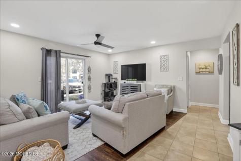 402 Daisy Court Jackson NJ 08527