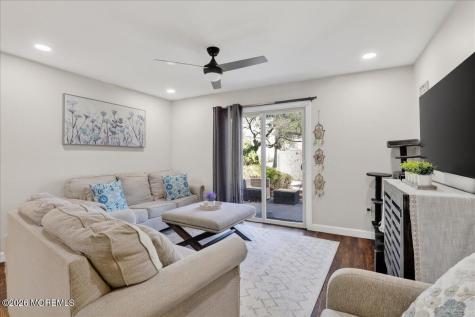 402 Daisy Court Jackson NJ 08527
