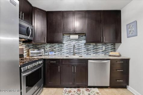 402 Daisy Court Jackson NJ 08527