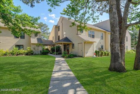 402 Daisy Court Jackson NJ 08527