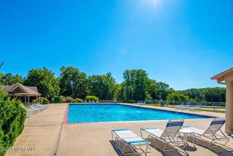 402 Daisy Court Jackson NJ 08527
