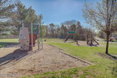 402 Daisy Court Jackson NJ 08527