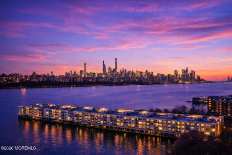 324 Promenade Edgewater NJ 07020