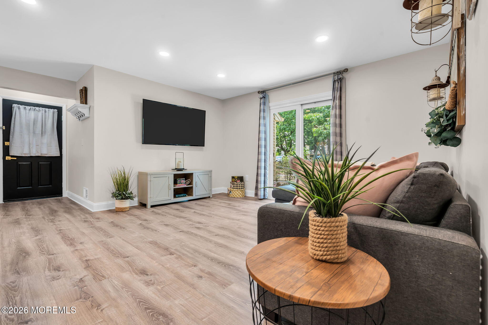 408 Daisy Court Jackson NJ 08527
