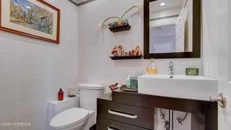 184 Old Orchard Lane Ocean Twp NJ 07712