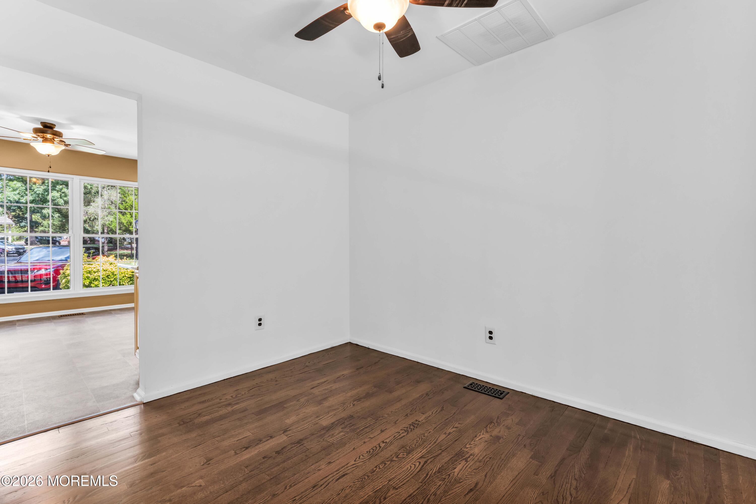 206 Bent Trail Toms River NJ 08753