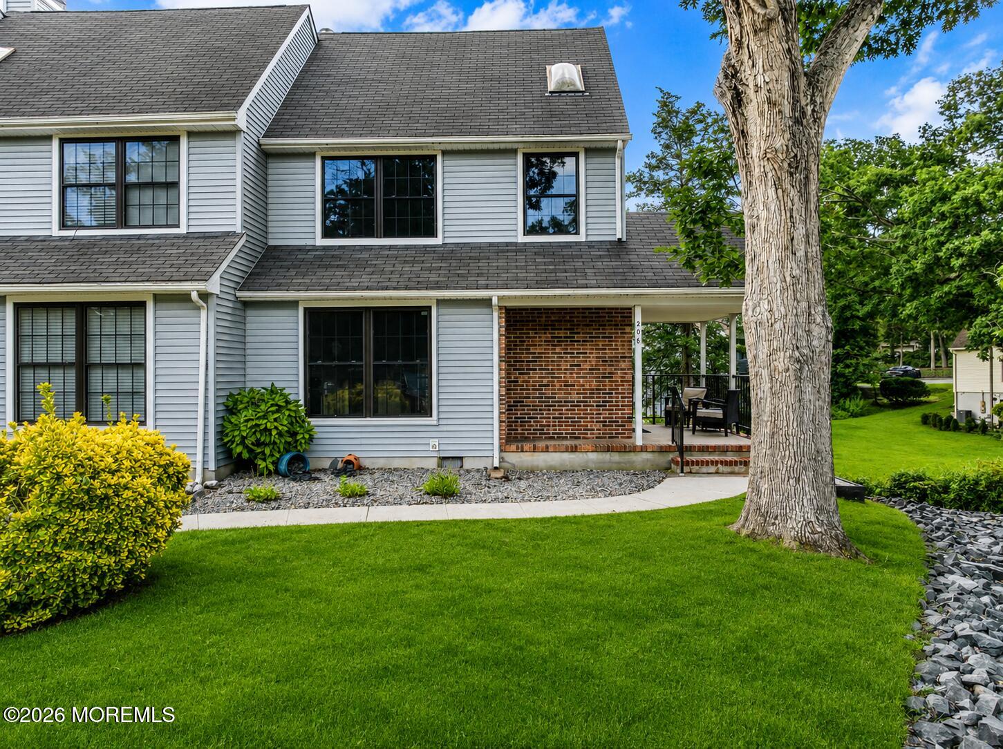 206 Bent Trail Toms River NJ 08753