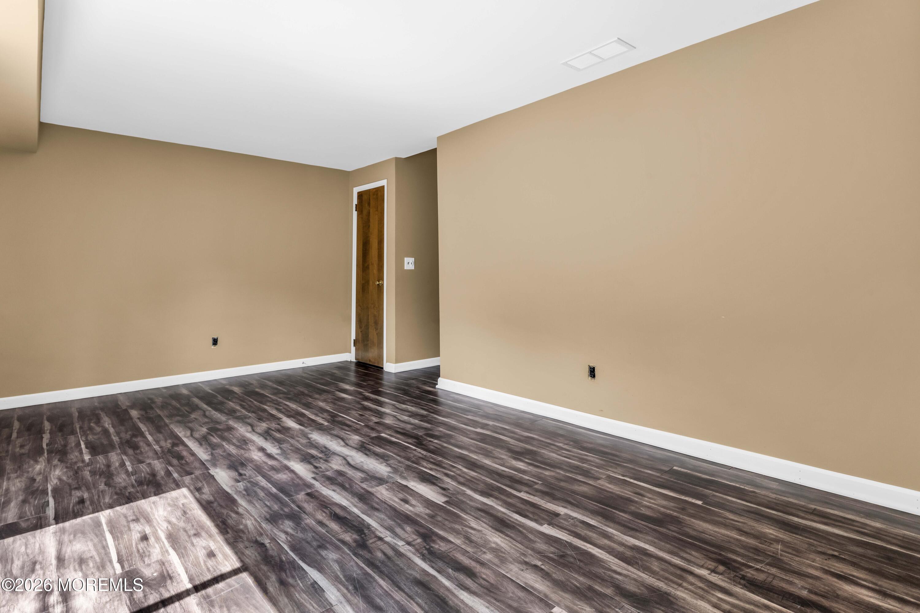 206 Bent Trail Toms River NJ 08753