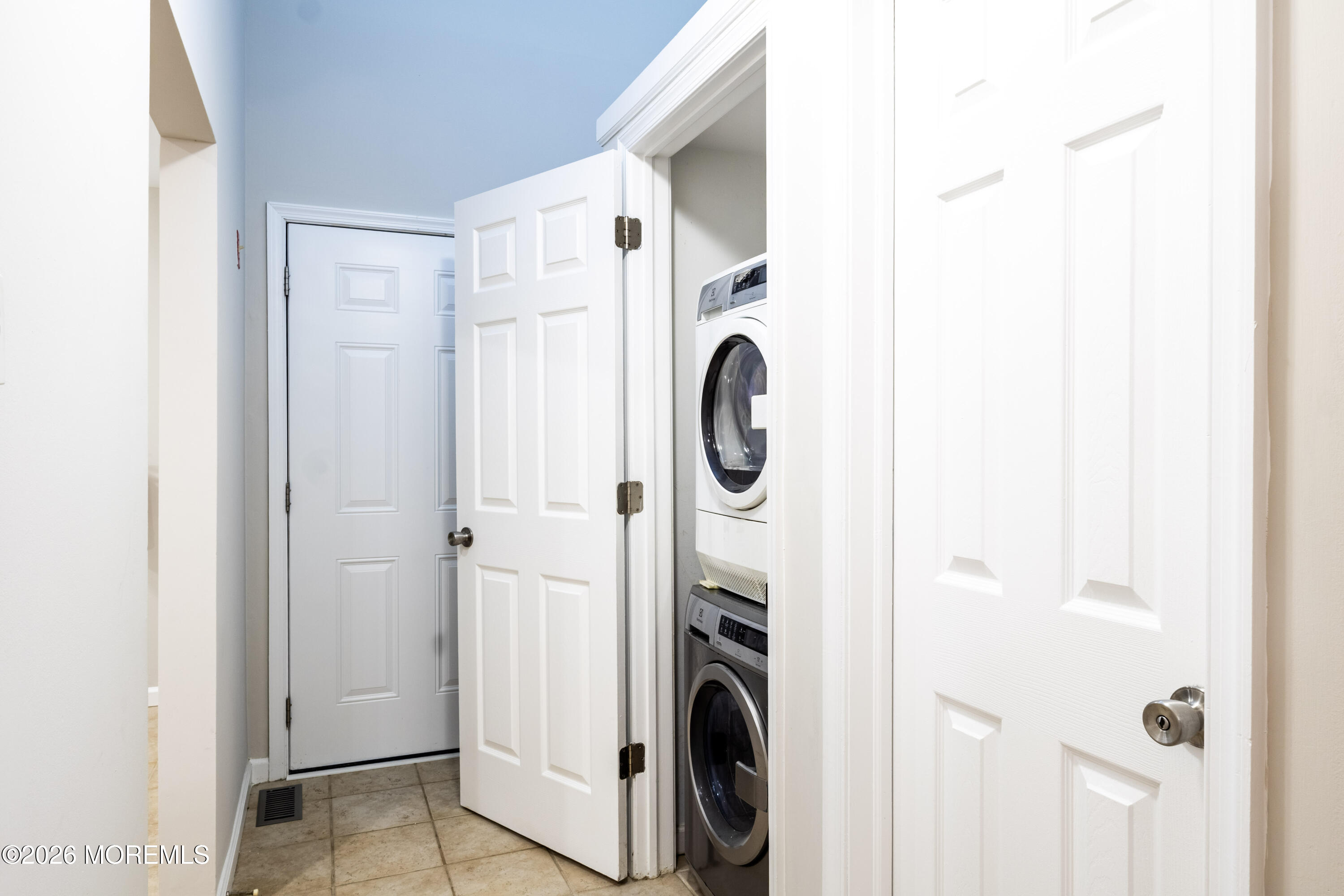 1103 Arlington Drive Toms River NJ 08755