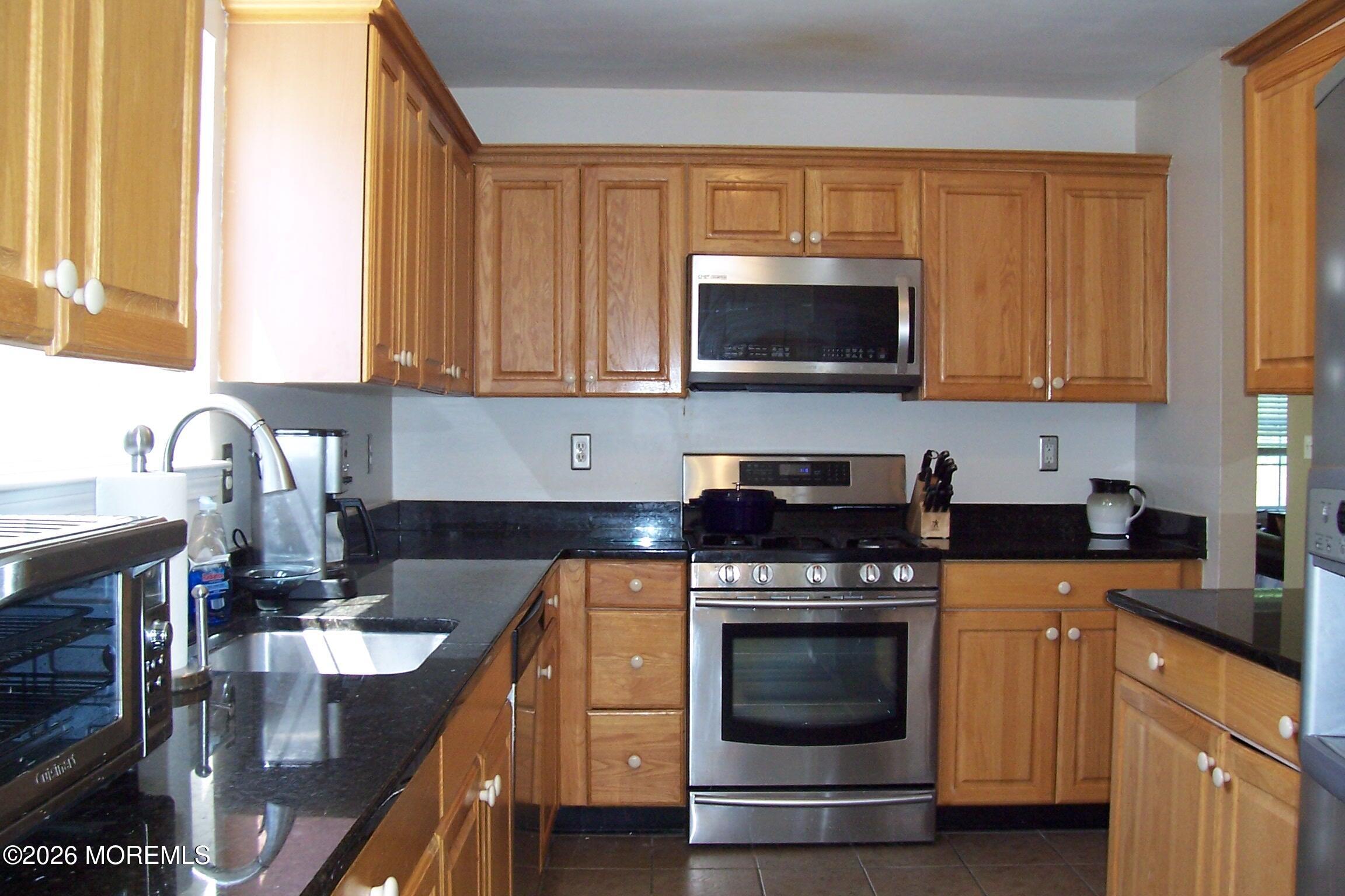 61 Maywood Run Tinton Falls NJ 07753