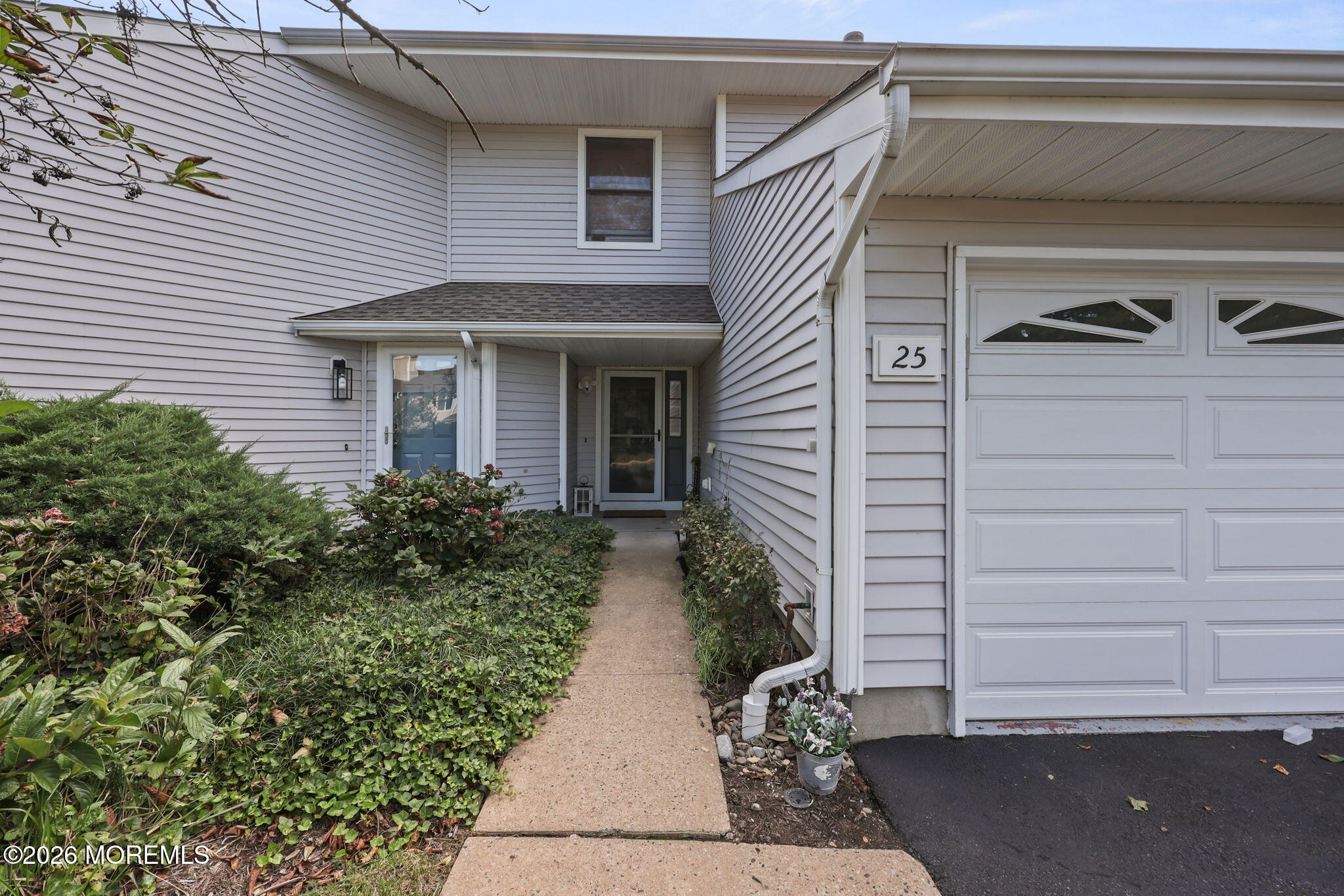 25 Sandpiper Drive Sayreville NJ 08859