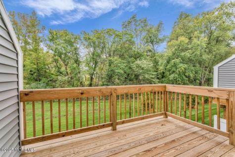 314 Auburn Terrace Manalapan NJ 07726