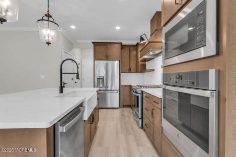 314 Auburn Terrace Manalapan NJ 07726