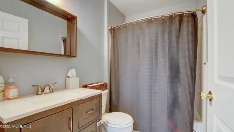 53 Winged Foot Court Howell NJ 07731