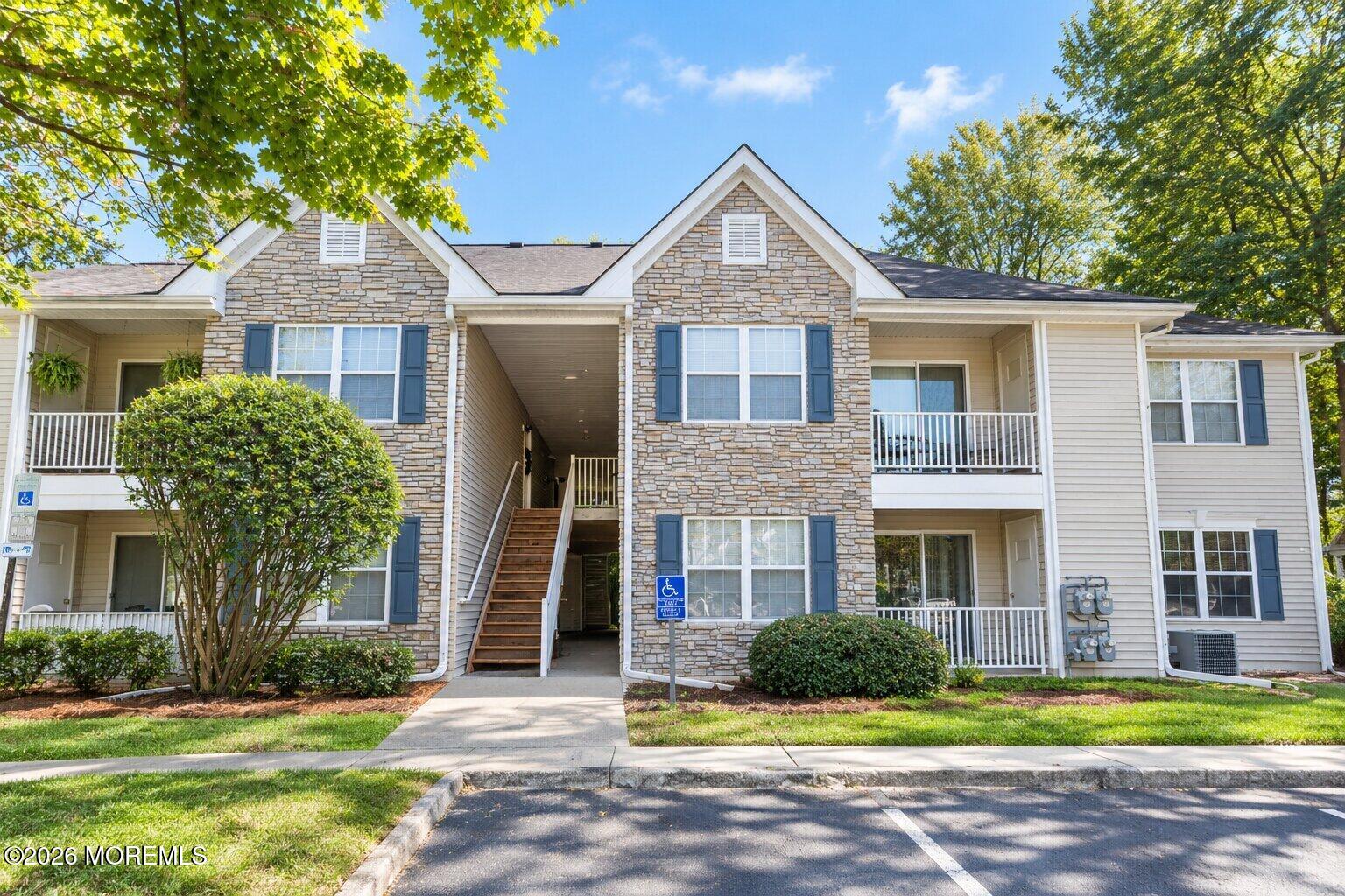 804 Wedgewood Circle Middletown NJ 07718
