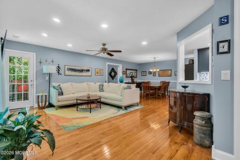 364 Mayfair Place Morganville NJ 07751
