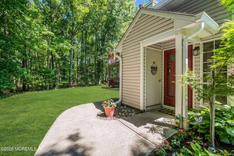 364 Mayfair Place Morganville NJ 07751