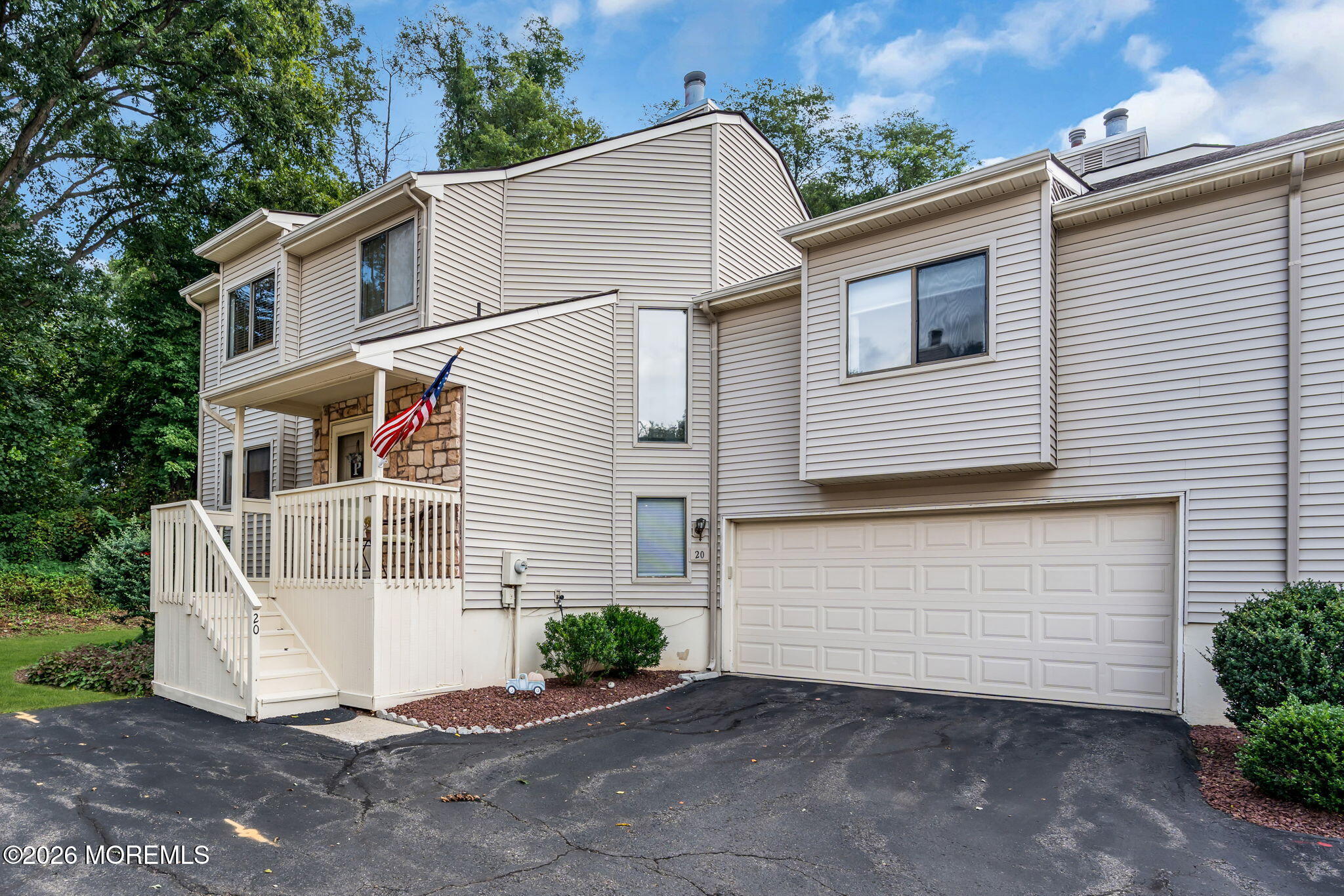 20 Oxford Lane Middletown NJ 07748