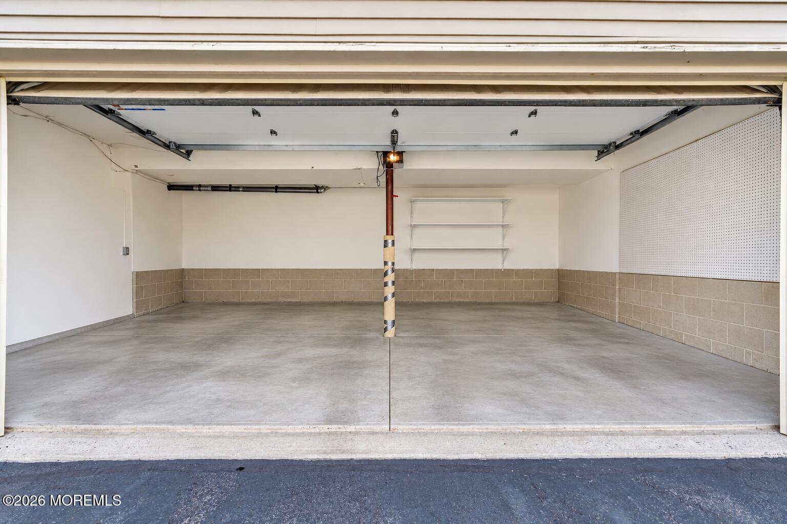 20 Oxford Lane Middletown NJ 07748