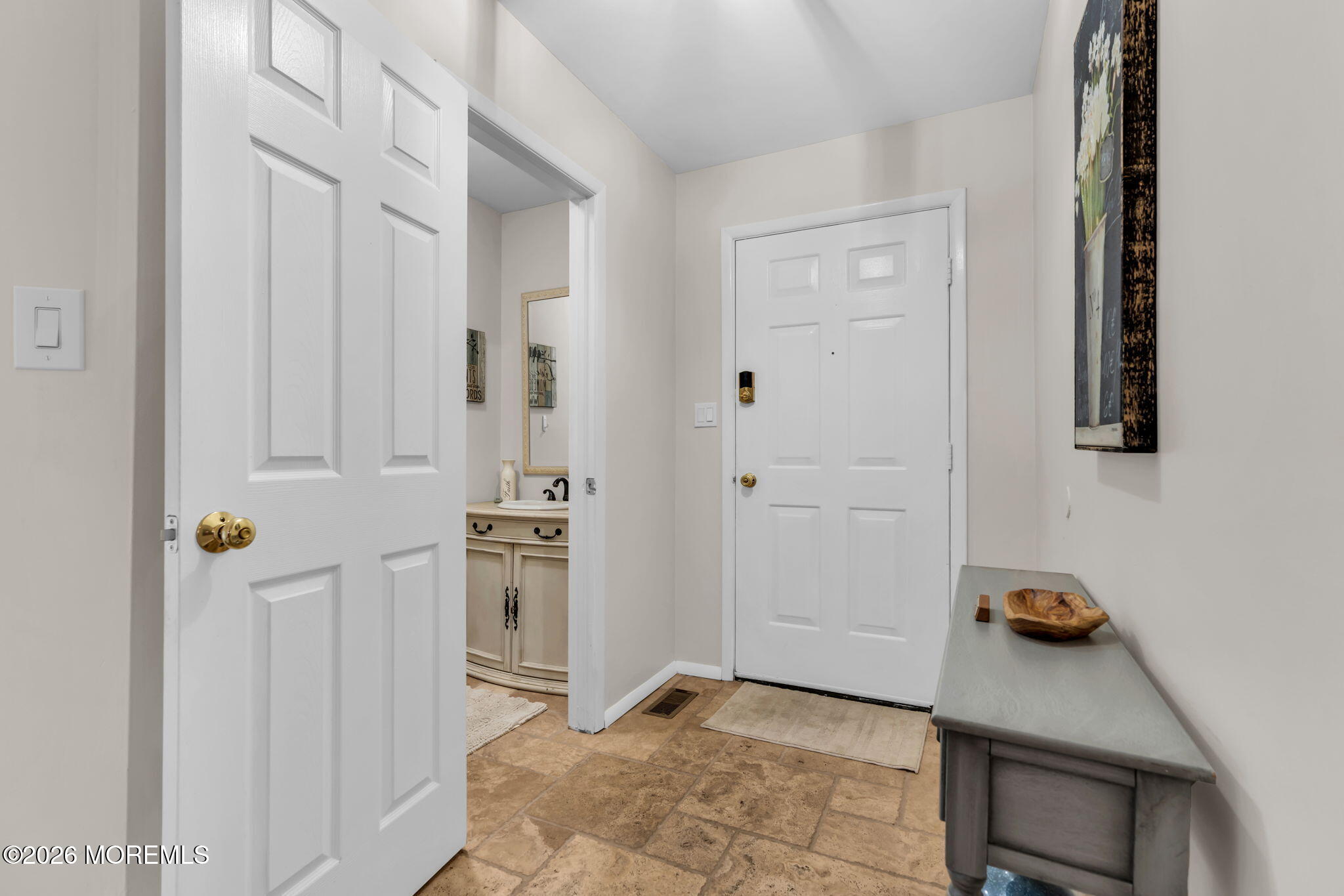 20 Oxford Lane Middletown NJ 07748