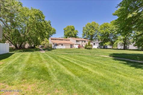 13 Elizabeth Court Tinton Falls NJ 07724