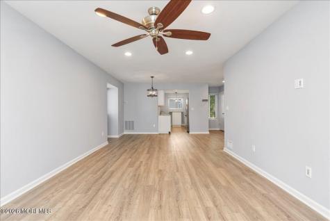13 Elizabeth Court Tinton Falls NJ 07724