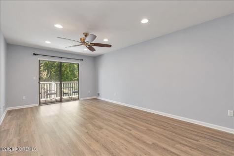 13 Elizabeth Court Tinton Falls NJ 07724