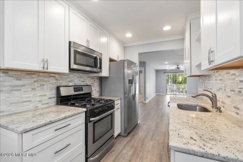 13 Elizabeth Court Tinton Falls NJ 07724