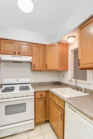 213 Main Street Keansburg NJ 07734