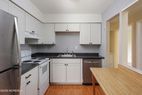 10 Newport Court Brick NJ 08724