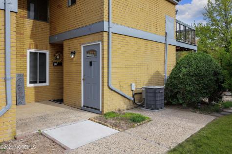 10 Newport Court Brick NJ 08724