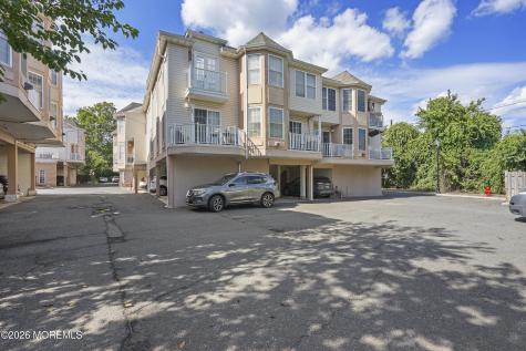 113 Adamecs Way South Amboy NJ 08879