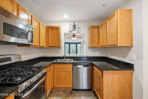 113 Adamecs Way South Amboy NJ 08879