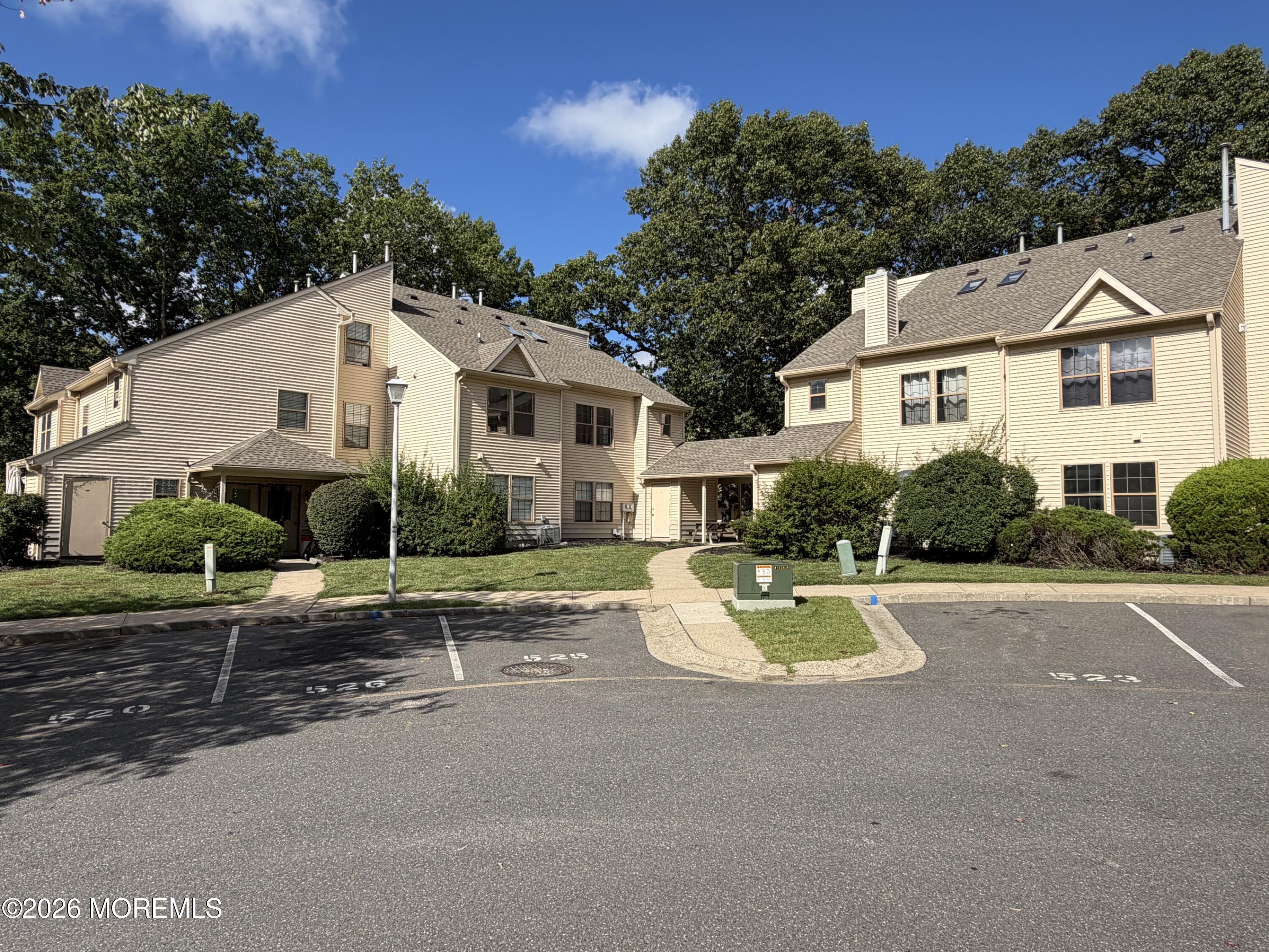 703 Fox Glove Court Jackson NJ 08527