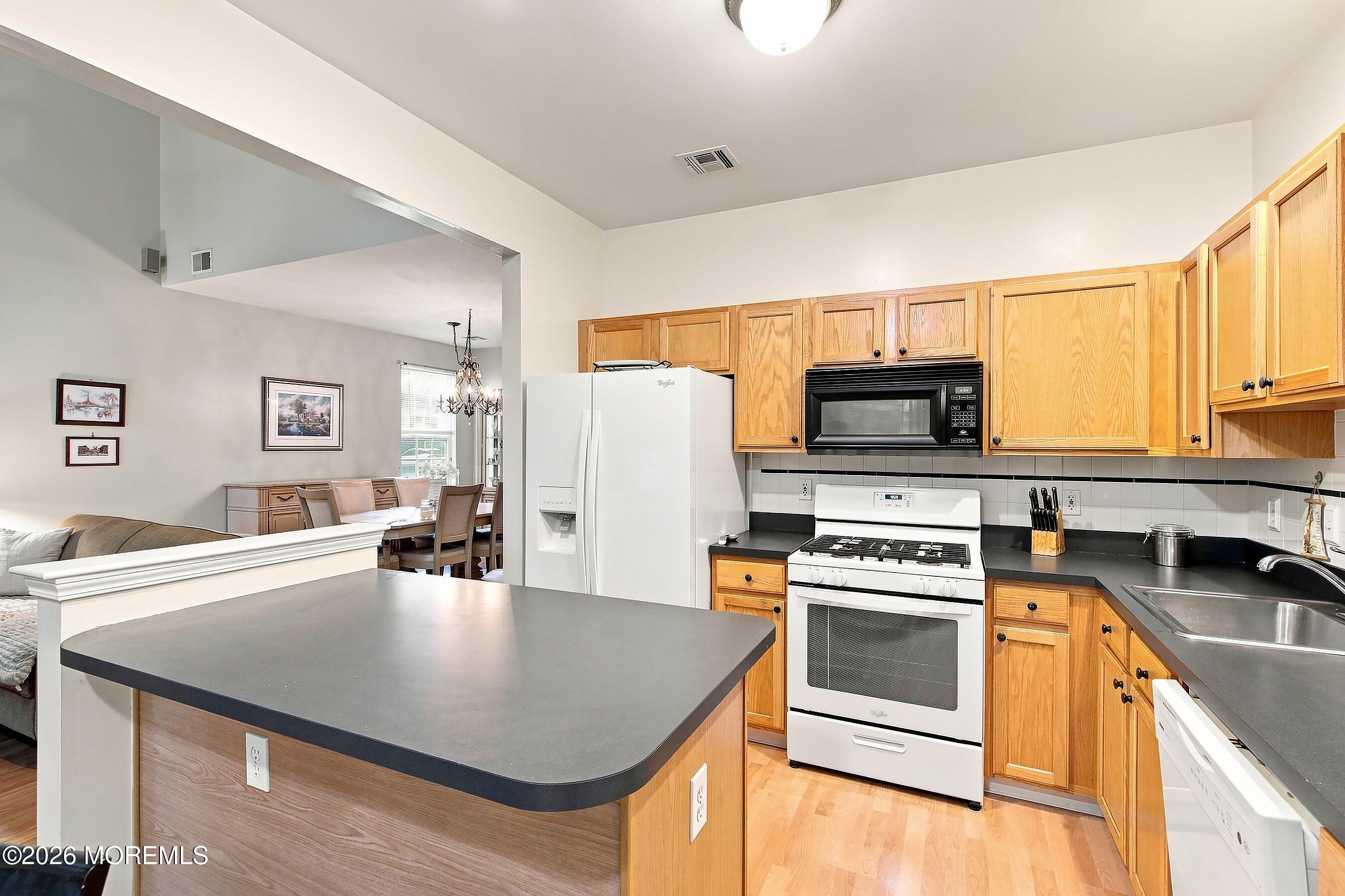 37 Manhattan Drive Brick NJ 08723