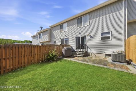 10 Peachtree Lane Jamesburg NJ 08831