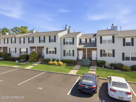 10 Peachtree Lane Jamesburg NJ 08831