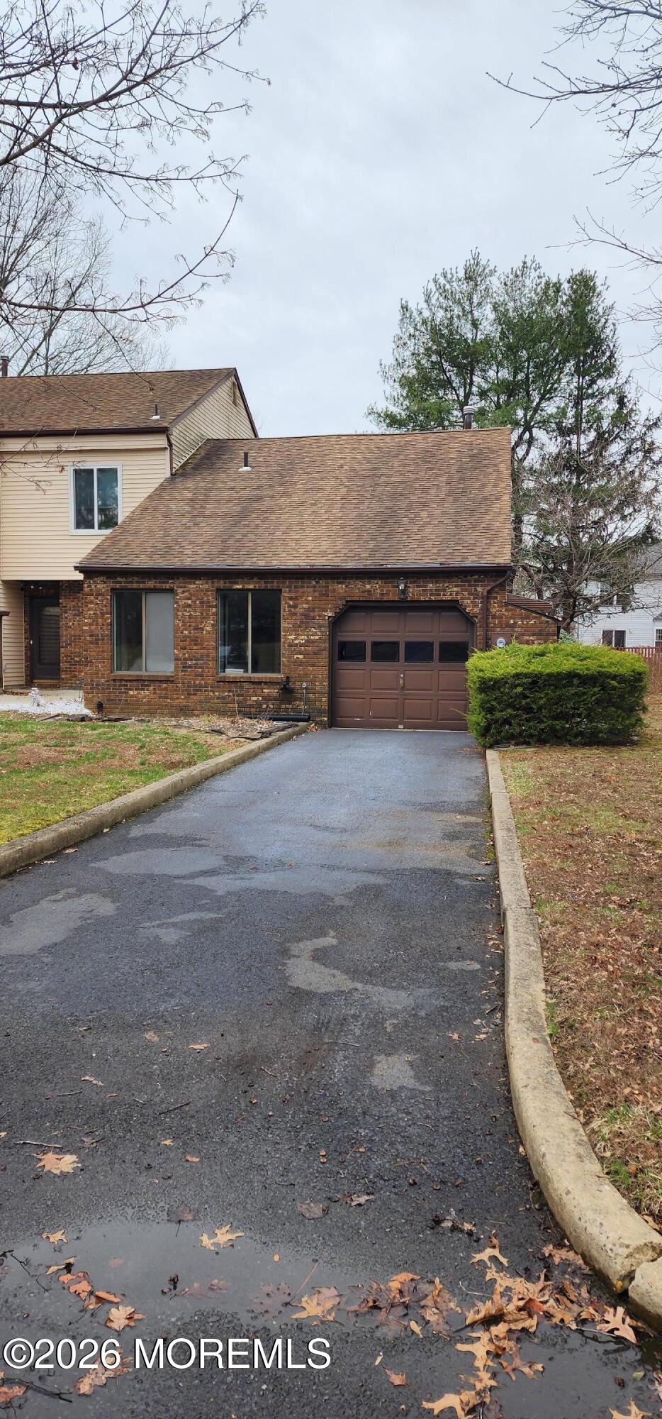 12 Coventry Court Matawan NJ 07747